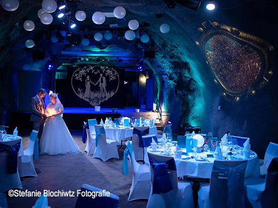 eine der schönsten Hochzeitslocations der Schweiz verwandelt sich je Nach Motto. Hier in eine Unterwasserwelt.